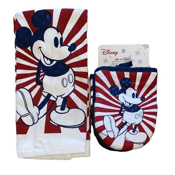 Americana 4th of July Disney Mickey Mouse Kitchen Set - Picture 2 of 3